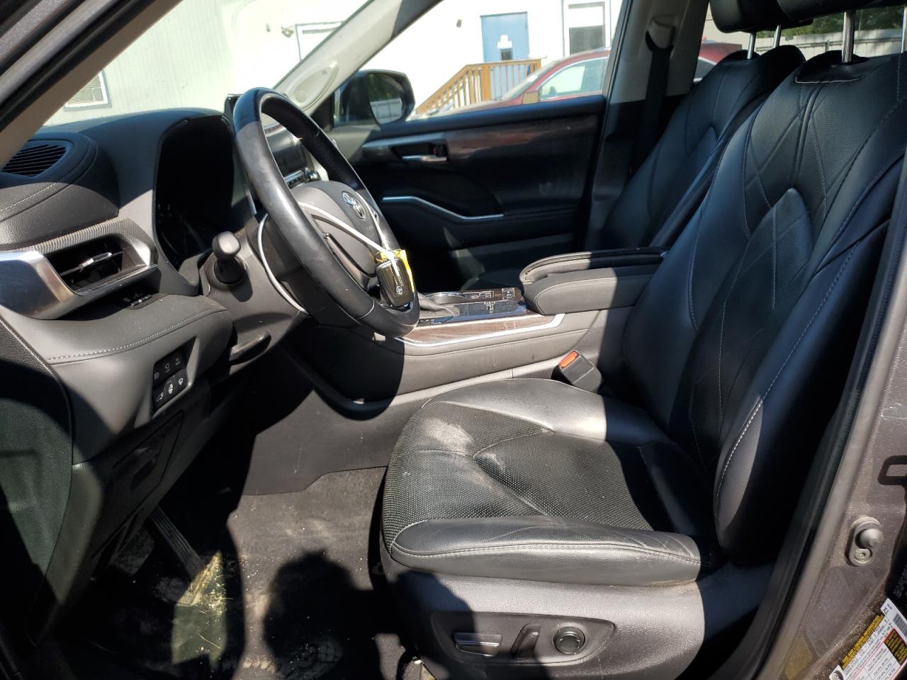 5TDEBRCH1MS027992 2021 Toyota Highlander Hybrid Platinum