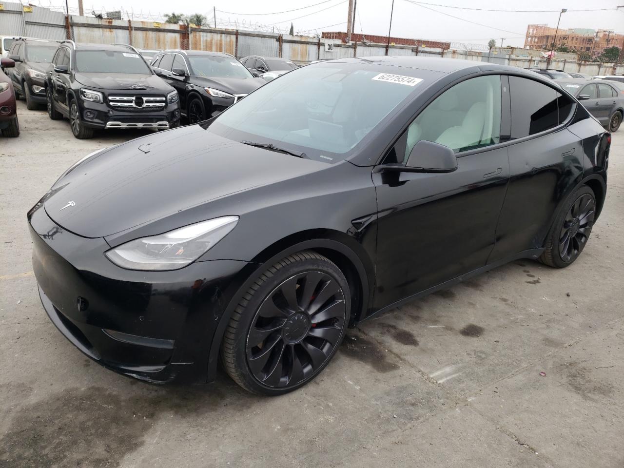 2021 Tesla Model Y vin: 5YJYGDEF4MF209476