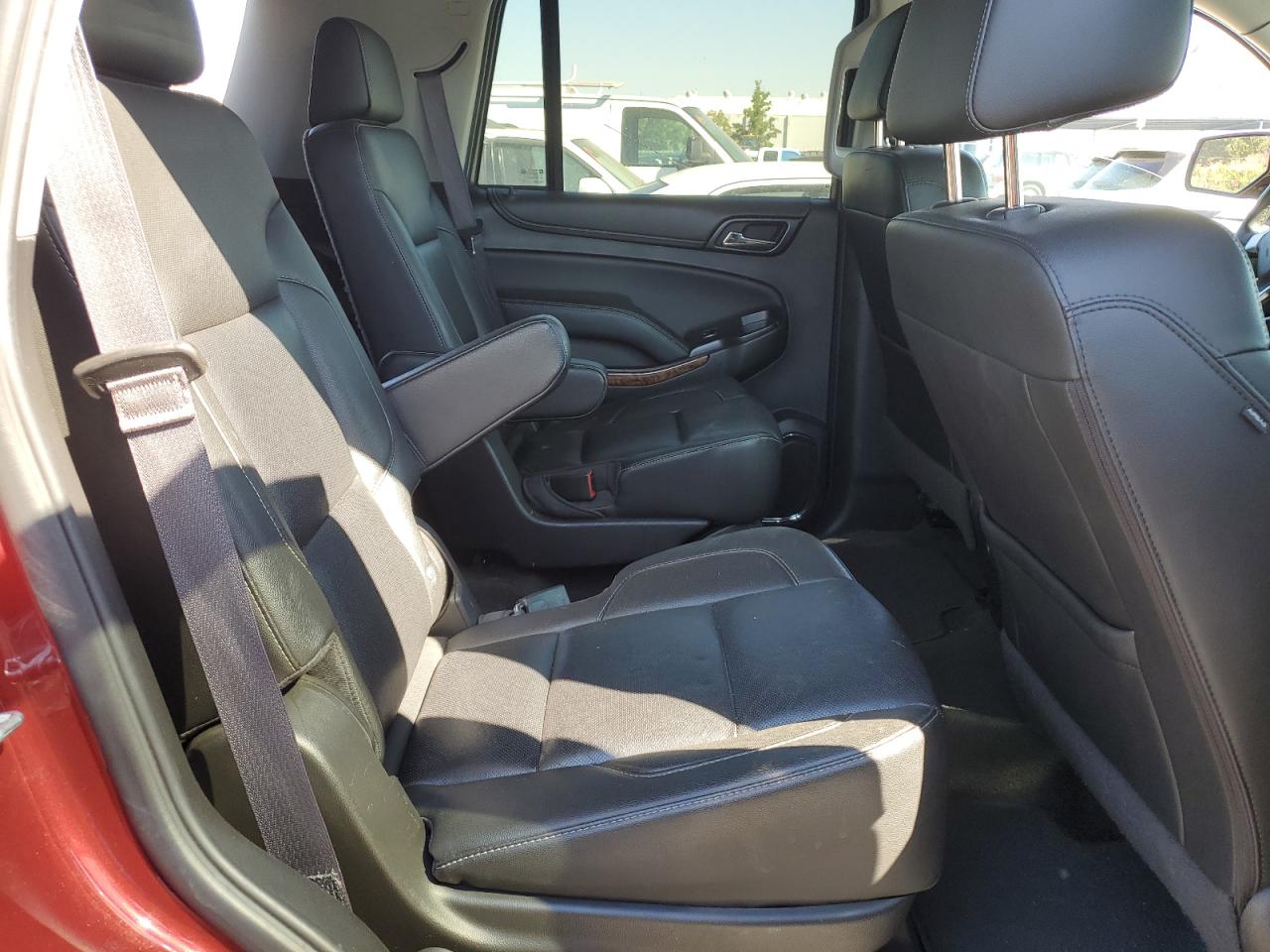 1GNSCCKC7HR173831 2017 Chevrolet Tahoe C1500 Premier