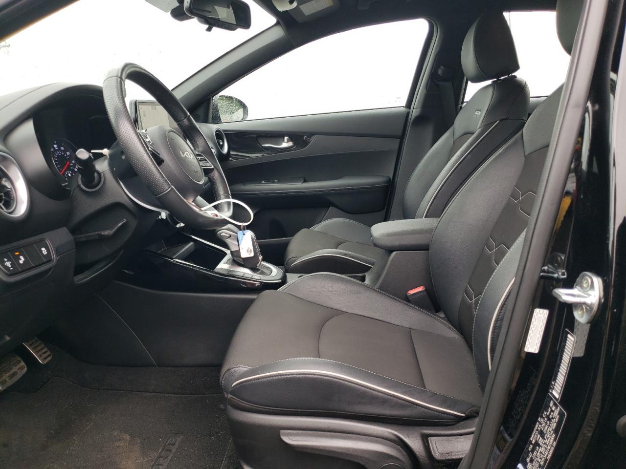 3KPF54AD1NE508884 2022 Kia Forte Gt Line