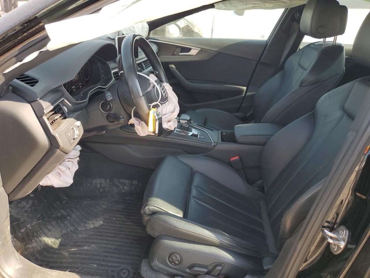 WAUFNAF49HN014194 2017 Audi A4 Prestige