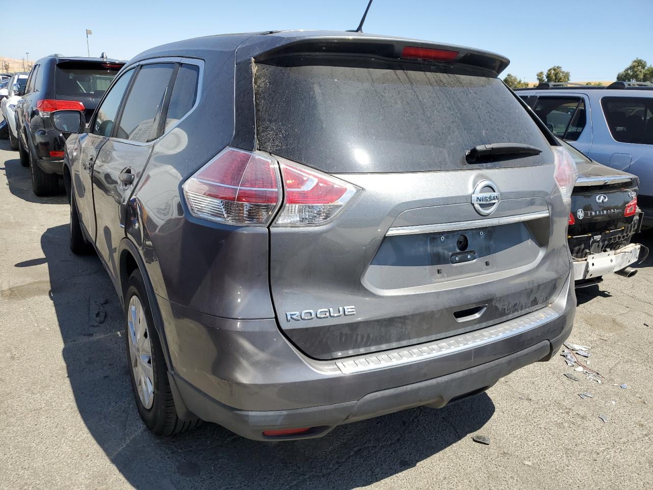 2016 Nissan Rogue S vin: 5N1AT2MN3GC891824