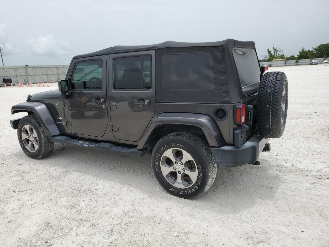 2017 Jeep Wrangler Unlimited Sahara vin: 1C4BJWEG6HL567161