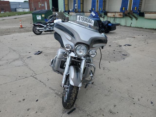 2013 HARLEY-DAVIDSON FLHTCUSE C - 1HD1PR817DB958580