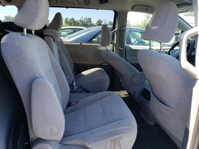 2019 TOYOTA SIENNA LE - 5TDKZ3DC8KS003135