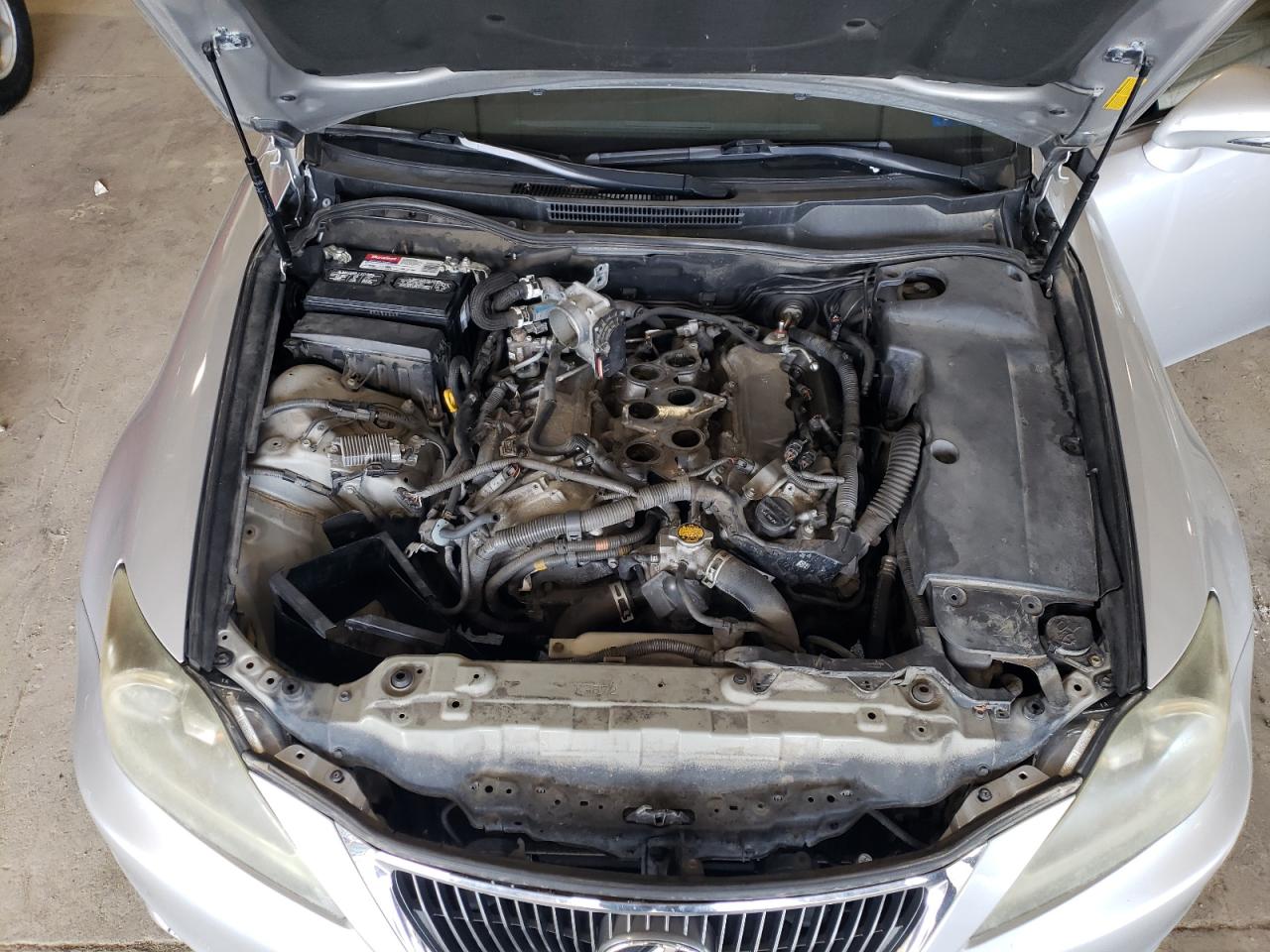 JTHCF5C2XB5048678 2011 Lexus Is 250