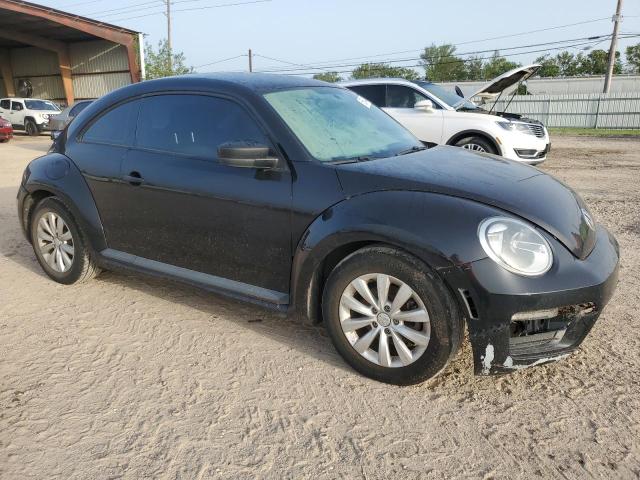 VIN 3VWFD7AT8JM716446 2018 VOLKSWAGEN BEETLE no.4