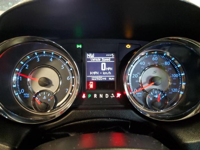 2015 CHRYSLER TOWN & COU - 2C4RC1HG9FR753529
