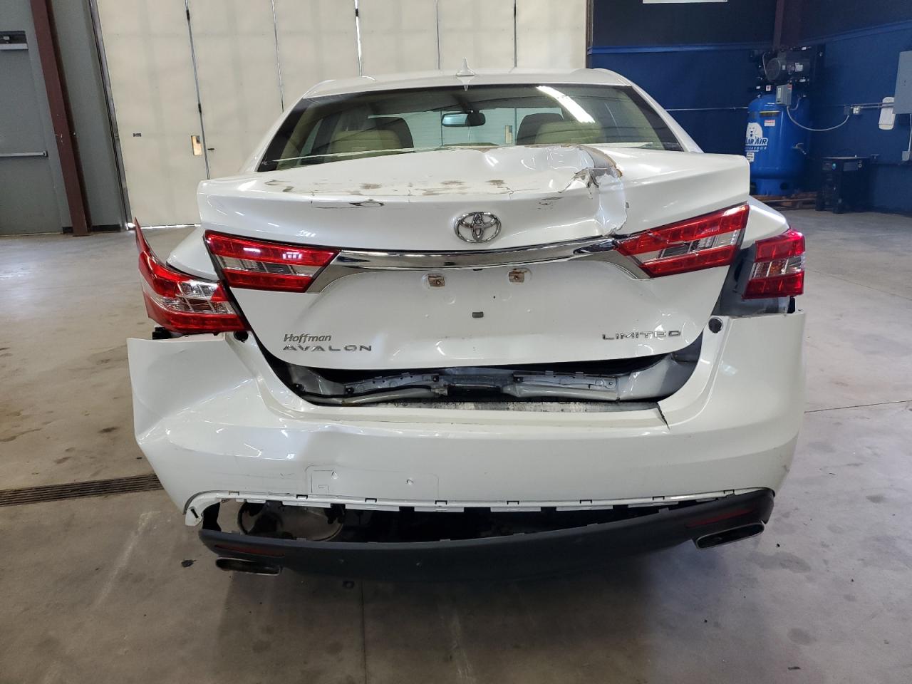 4T1BK1EB4DU044371 2013 Toyota Avalon Base