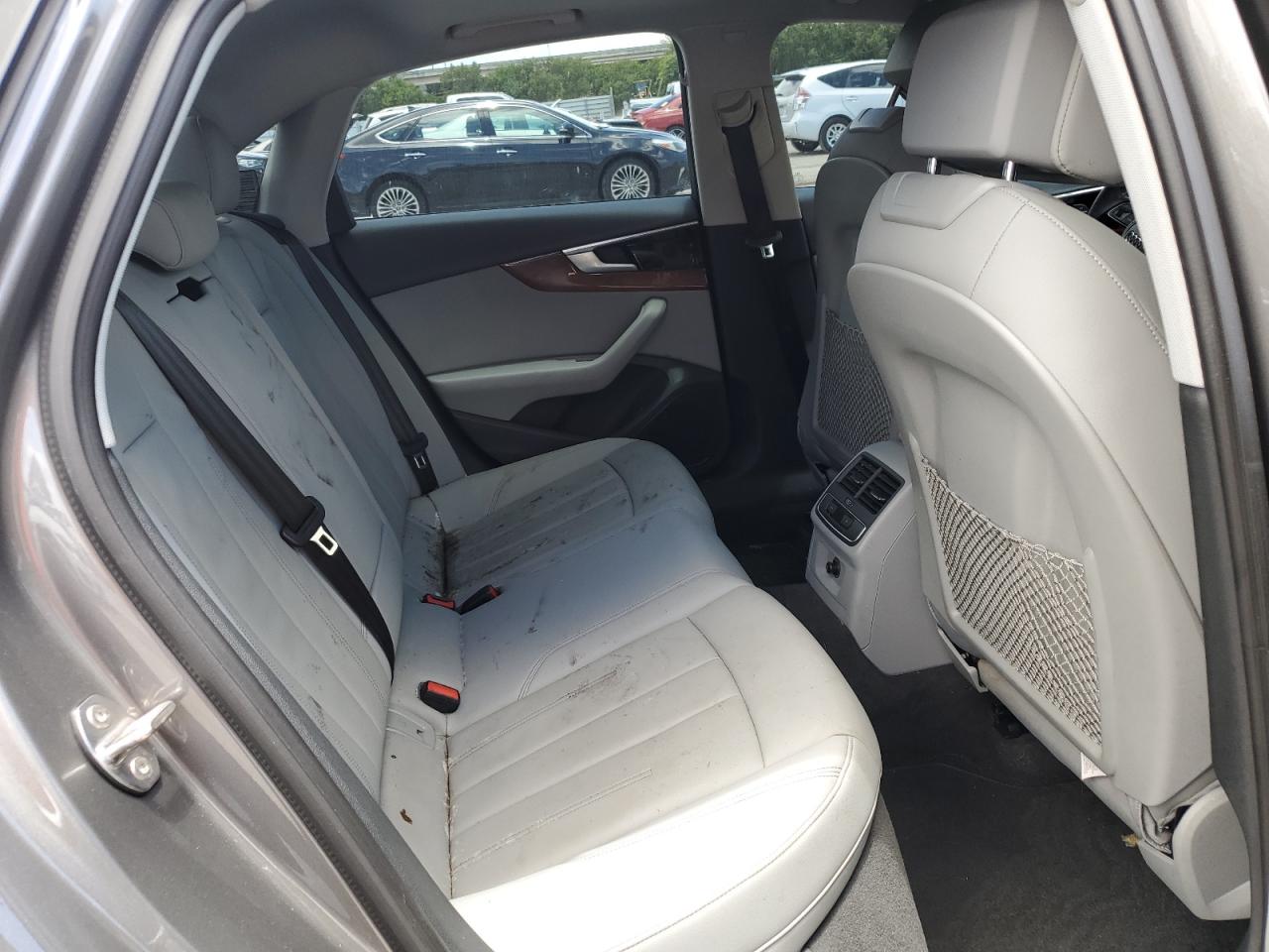 WAUABAF49NA006697 2022 Audi A4 Premium 40