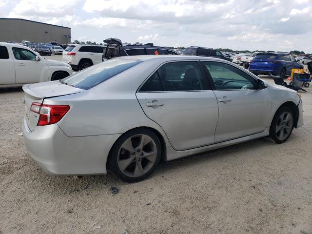 VIN 4T1BF1FK4EU732231 2014 Toyota Camry, L no.3