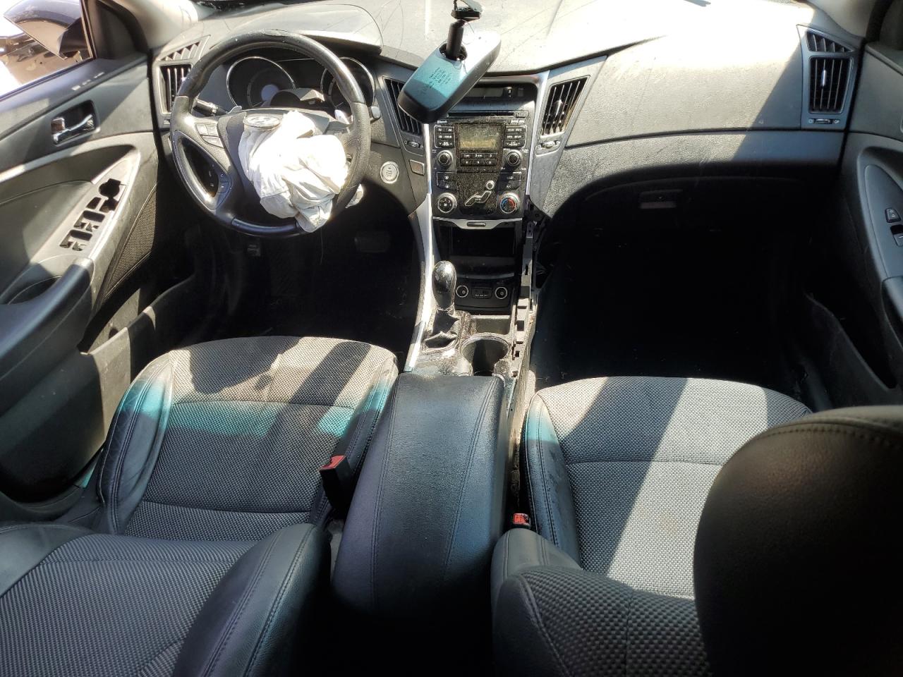 5NPEC4AC0BH126748 2011 Hyundai Sonata Se