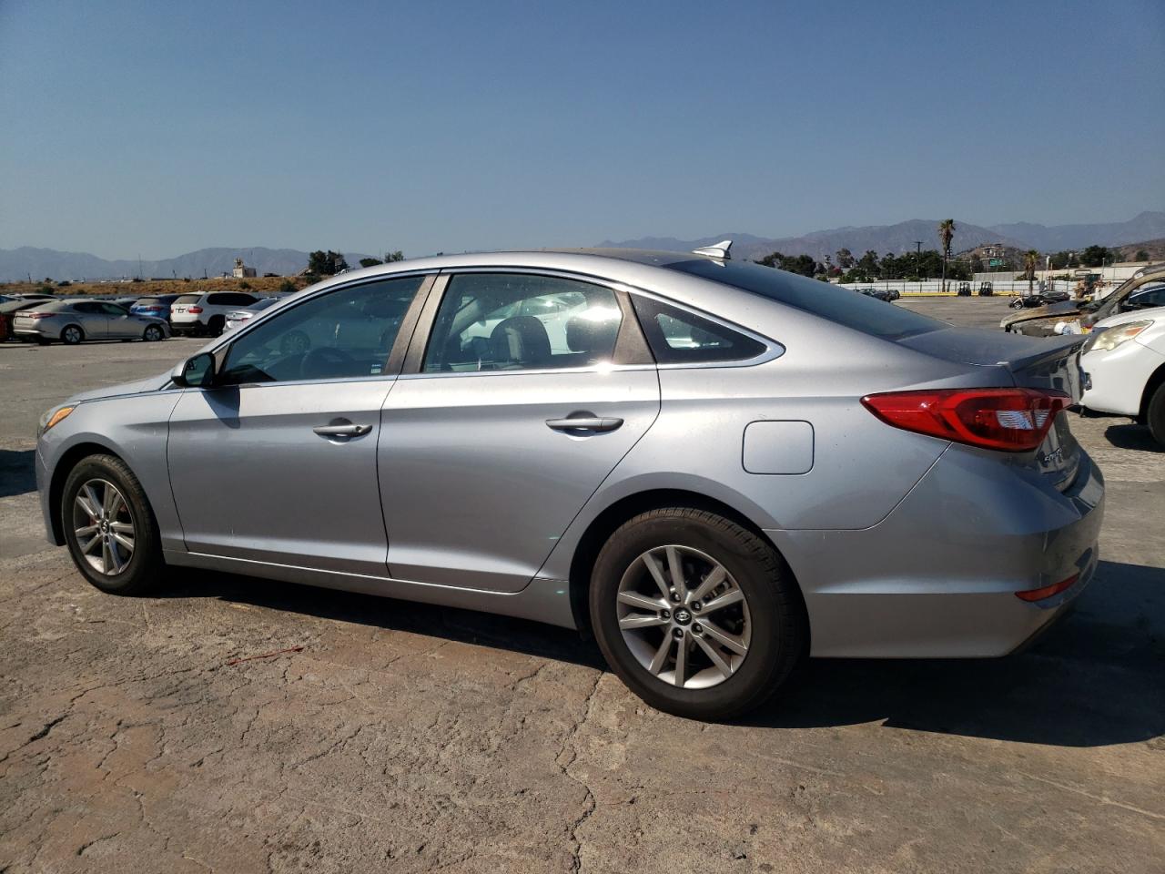 2017 Hyundai Sonata Se vin: 5NPE24AFXHH486664