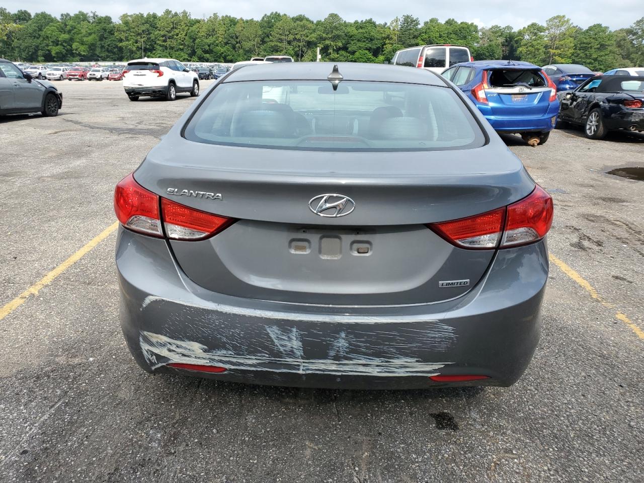 5NPDH4AE3DH337976 2013 Hyundai Elantra Gls