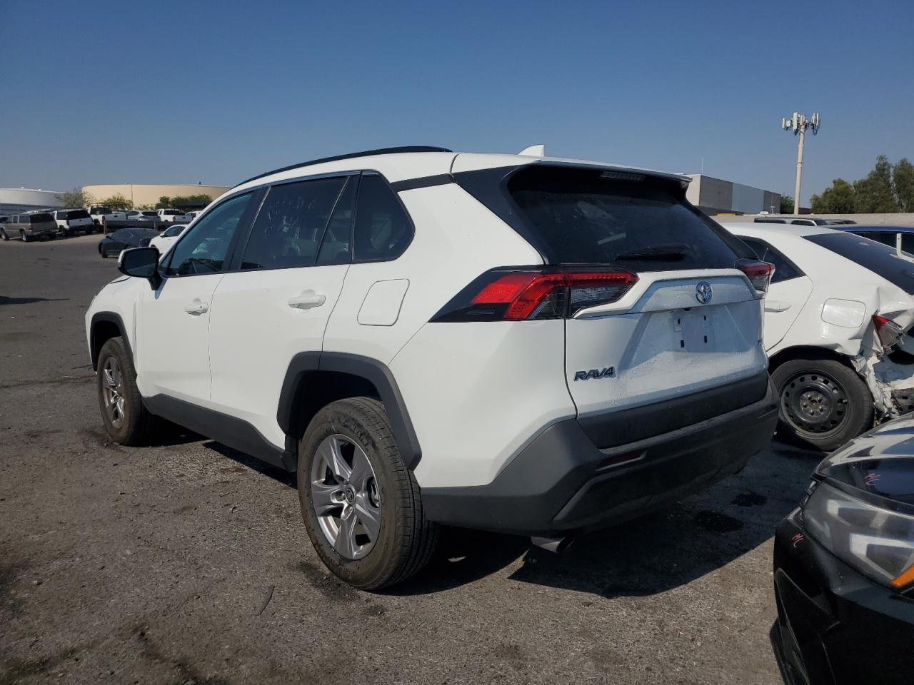 2023 Toyota Rav4 Xle vin: 2T3W1RFV2PW278922