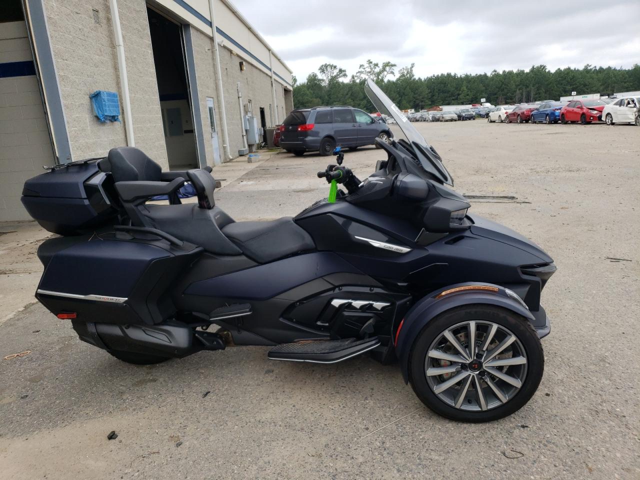 2BXNBDD26NV008014 CAN SPYDER 2022