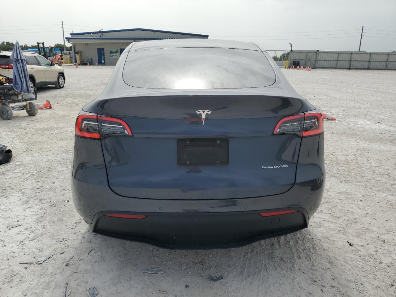 5YJYGDEE8MF125314 2021 Tesla Model Y