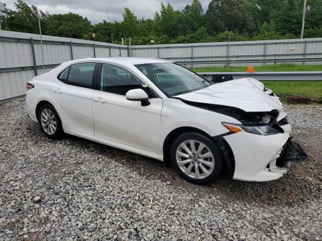 VIN 4T1B11HK6KU221093 2019 Toyota Camry, L no.4