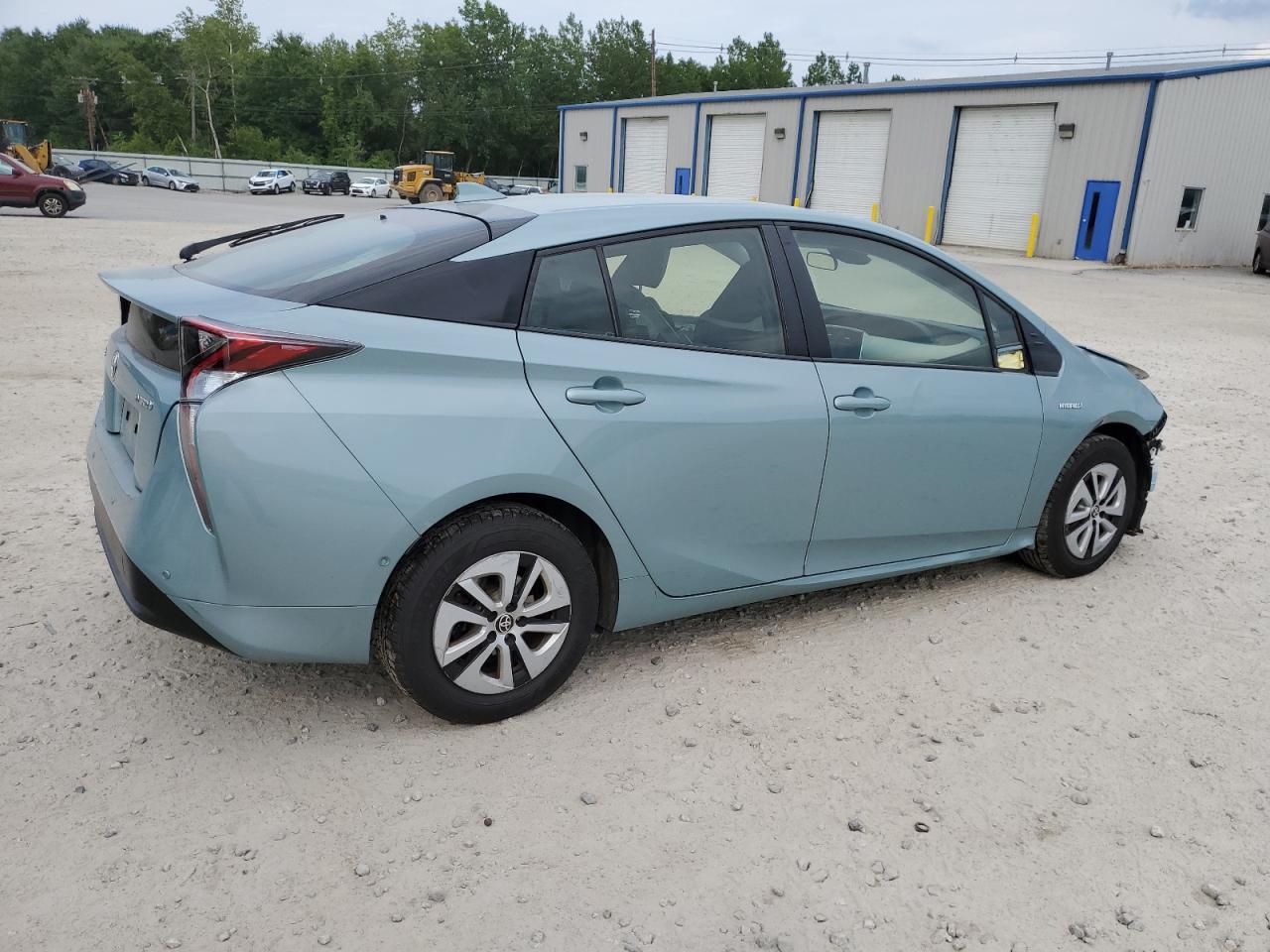 2018 Toyota Prius vin: JTDKARFU2J3066666