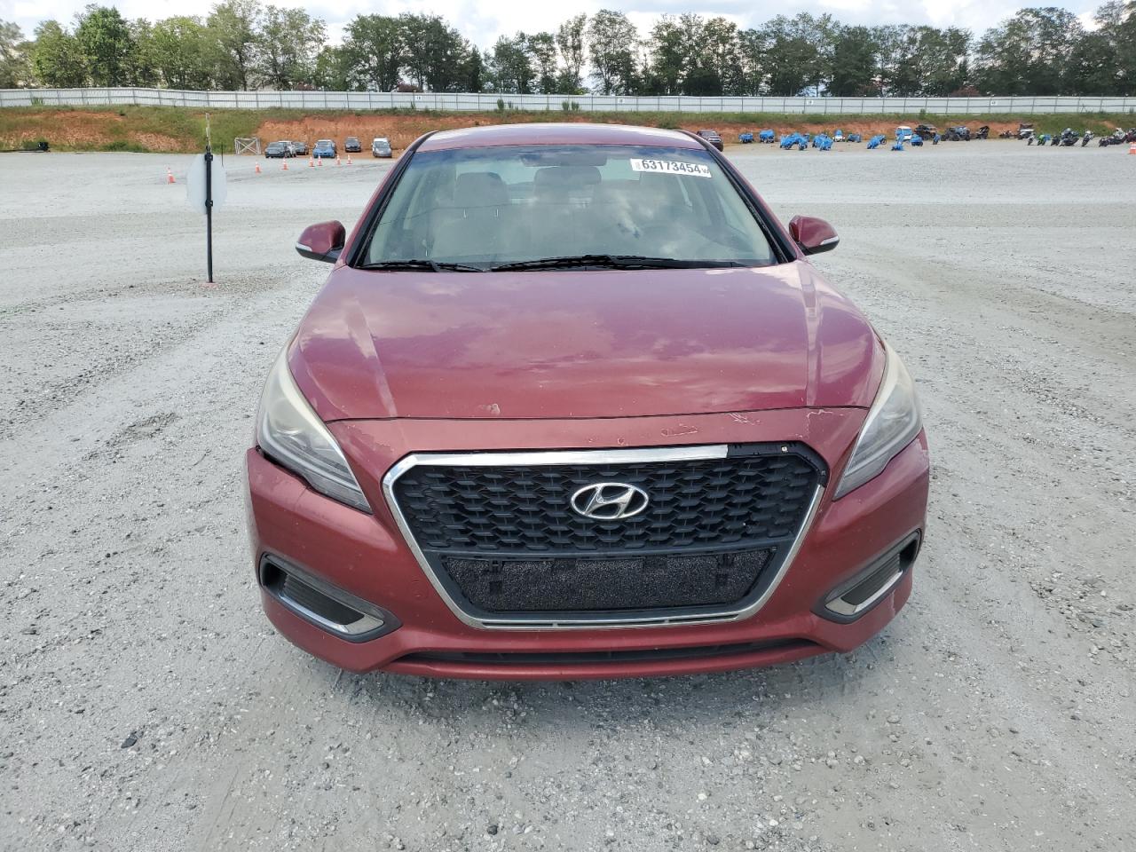 2016 Hyundai Sonata Hybrid vin: KMHE24L19GA008822