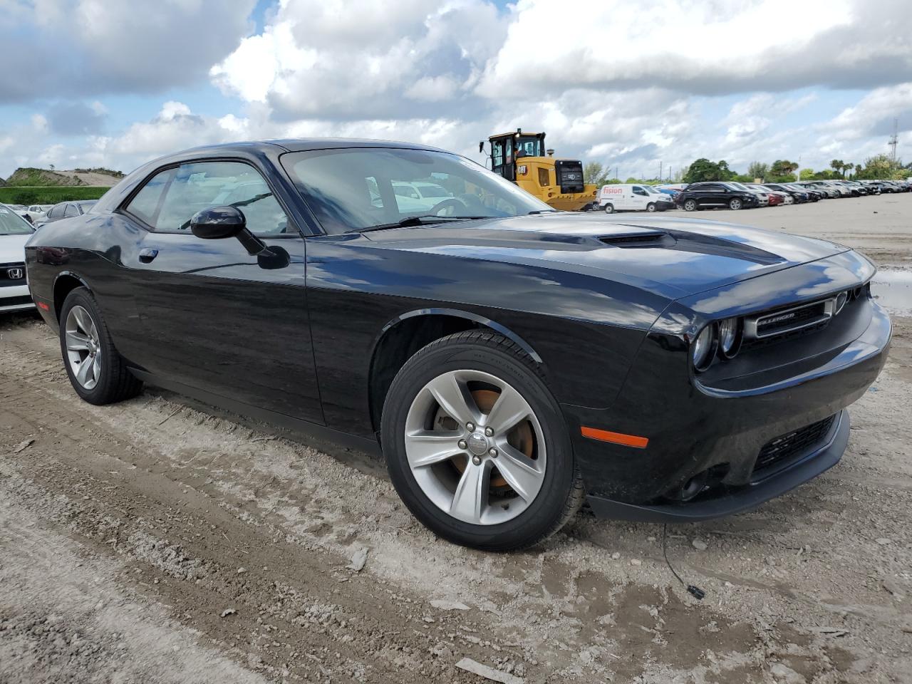 2C3CDZAG9KH508925 2019 Dodge Challenger Sxt