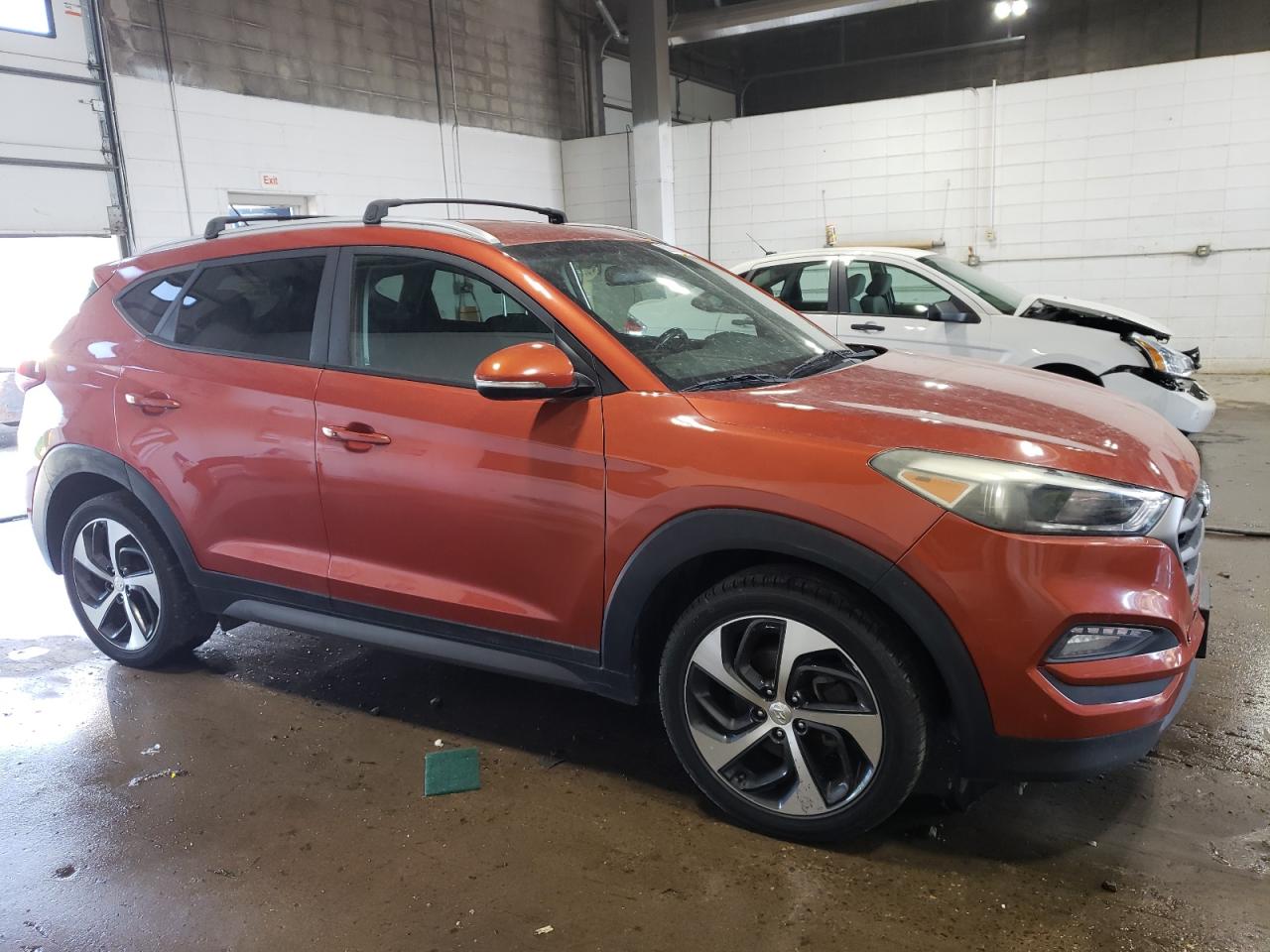 2016 Hyundai Tucson Limited vin: KM8J3CA26GU201090