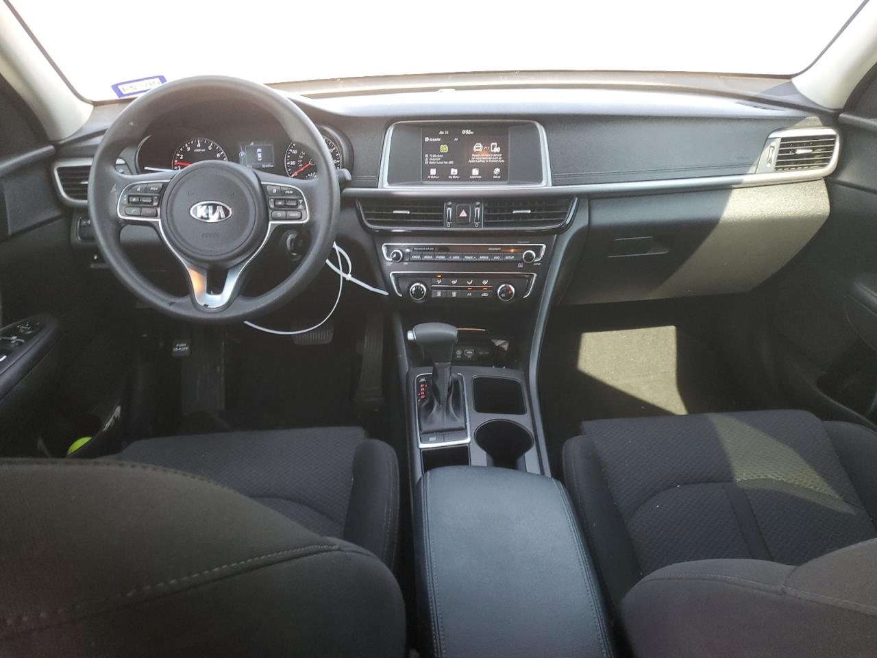 5XXGT4L35JG183687 2018 Kia Optima Lx