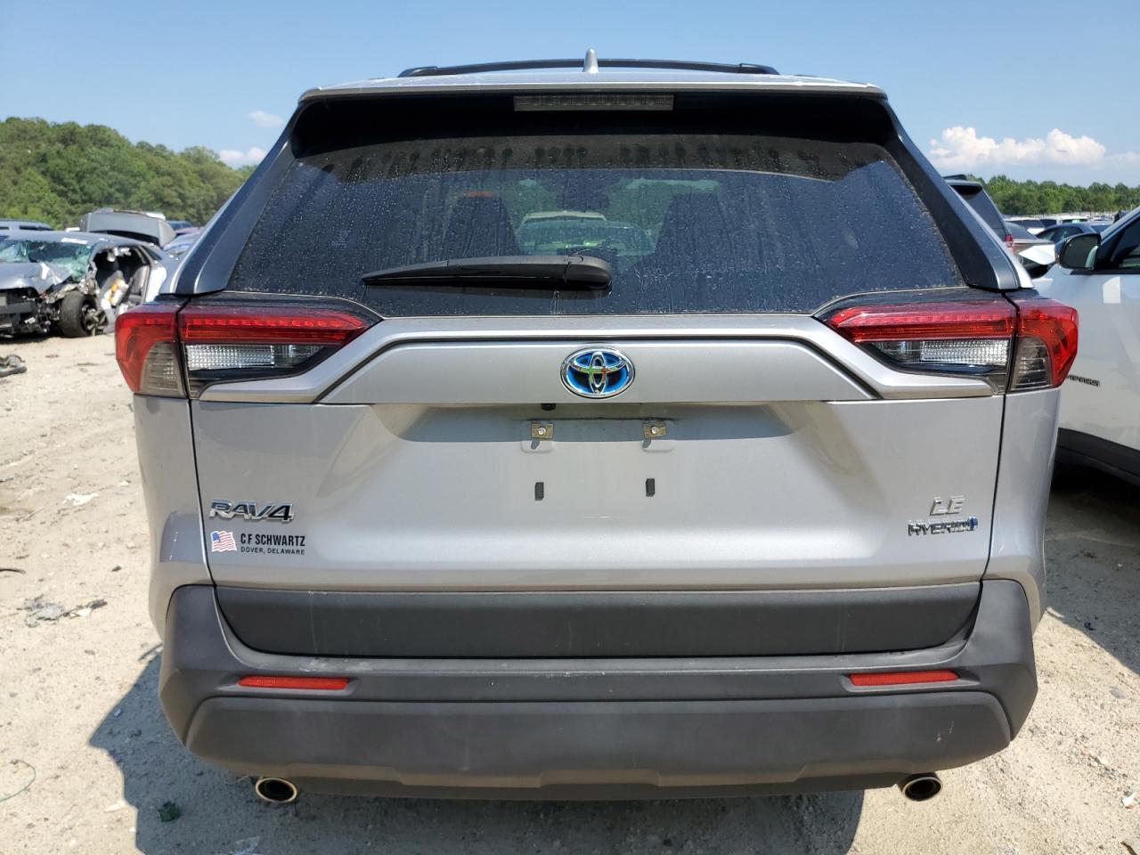 JTMMWRFV8MD120926 2021 Toyota Rav4 Le