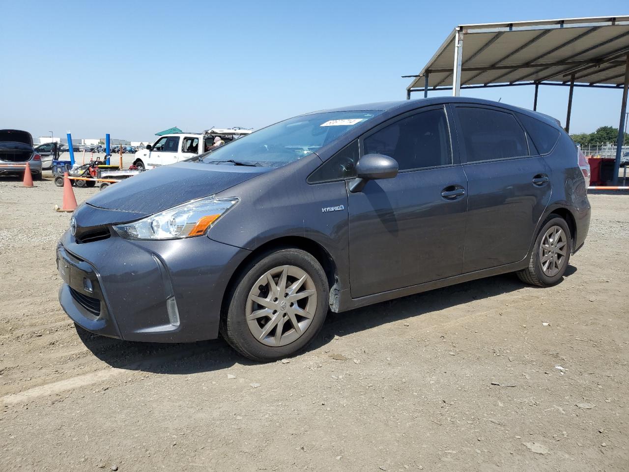 JTDZN3EU3FJ022244 2015 Toyota Prius V