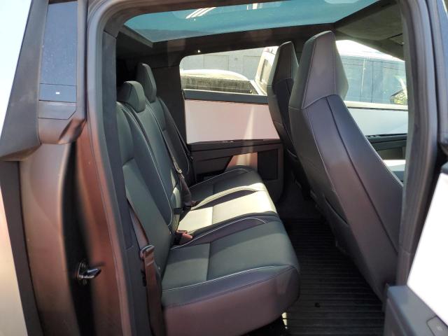 2024 TESLA CYBERTRUCK 7G2CEHEE8RA016487