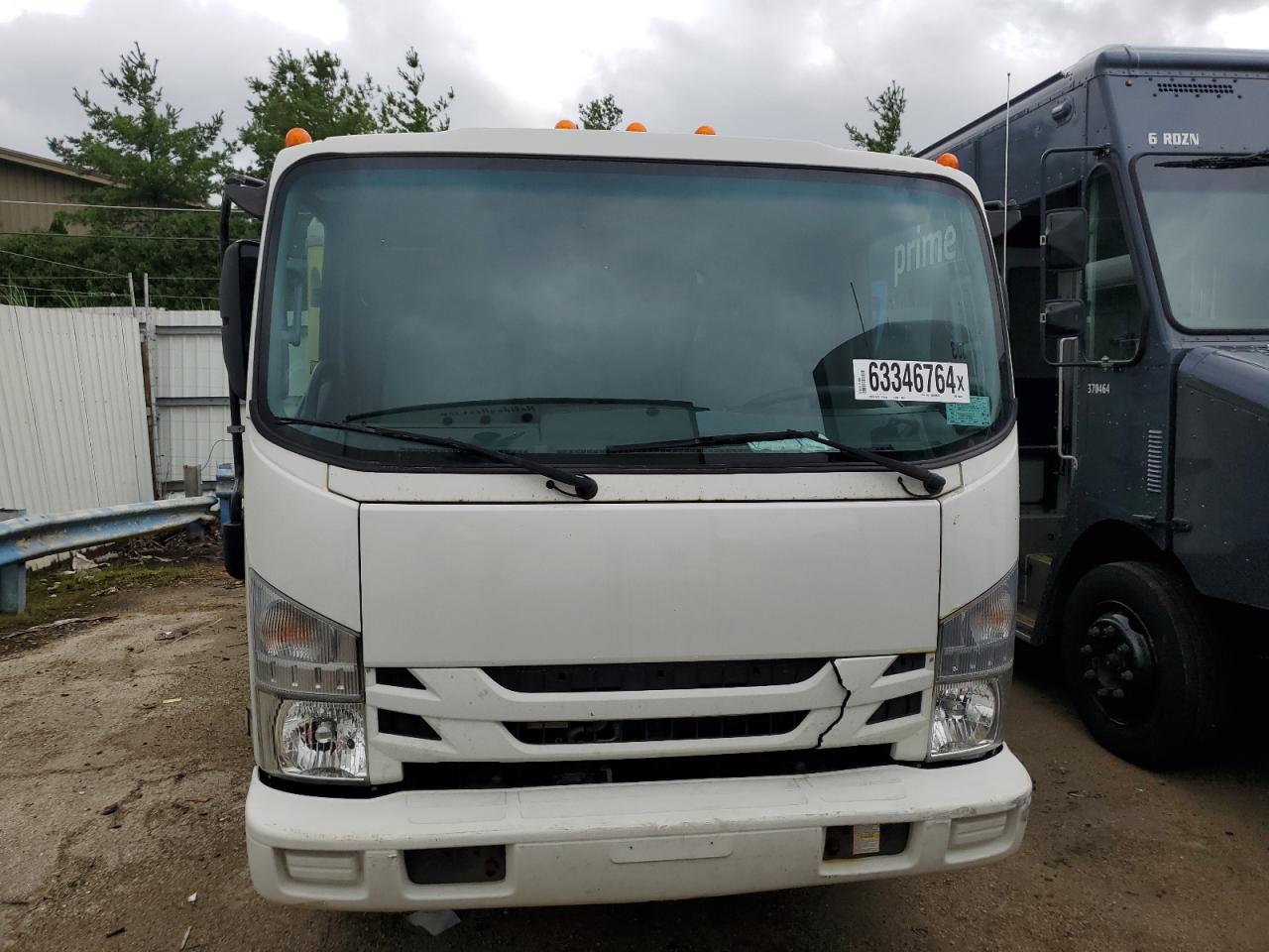 Lot #2722963084 2017 ISUZU NPR HD