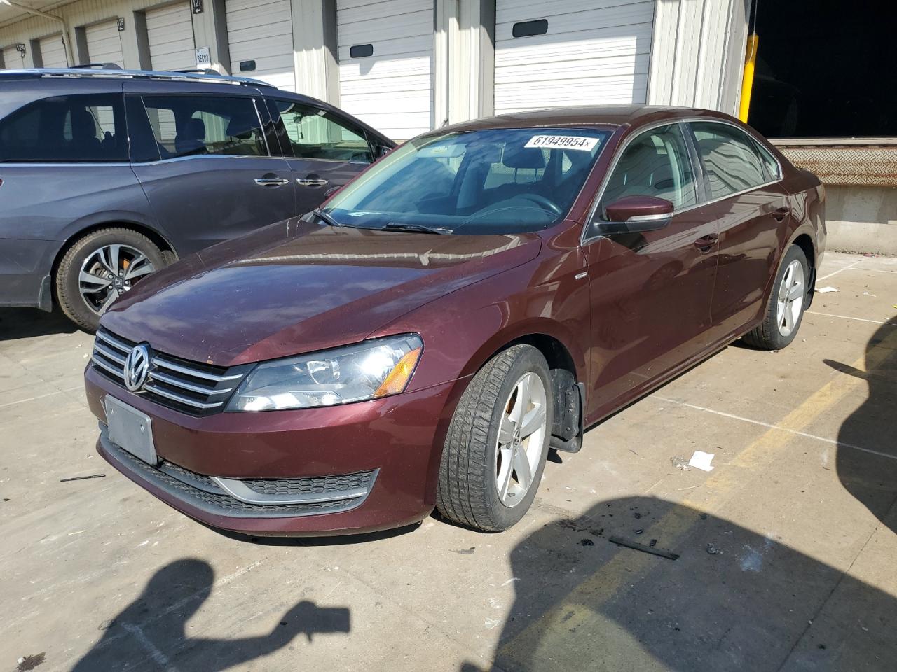 2014 Volkswagen Passat S vin: 1VWAS7A39EC037082