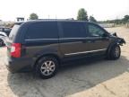 CHRYSLER TOWN & COU photo