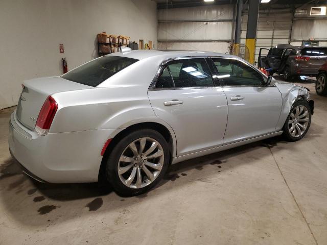 2019 Chrysler 300 Touring VIN: 2C3CCAAG2KH589996 Lot: 61753964