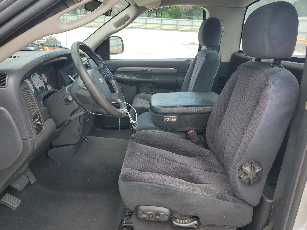 1D7HA16D55J640941 2005 Dodge Ram 1500 St