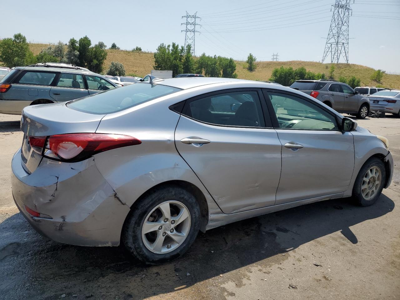 Lot #2749222700 2015 HYUNDAI ELANTRA SE