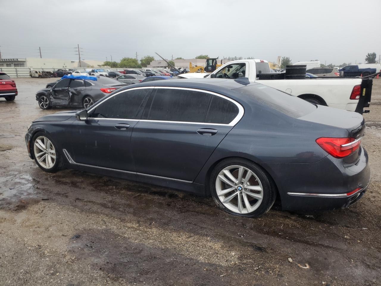 2016 BMW 750 Xi vin: WBA7F2C59GG416787