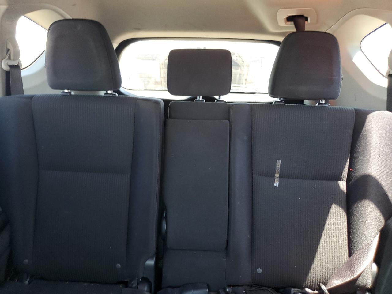 JTMBFREVXHJ166788 2017 Toyota Rav4 Le