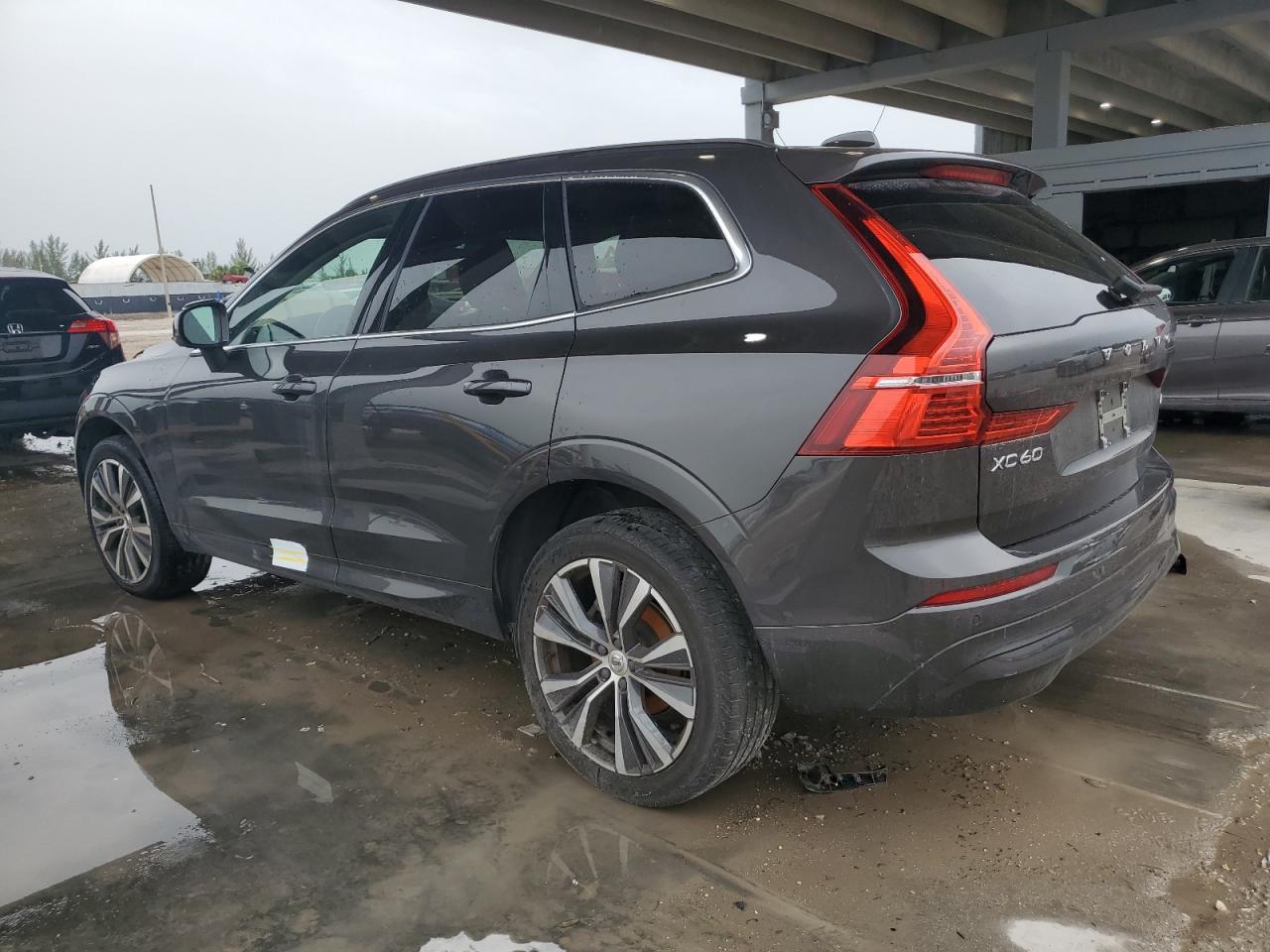 2022 Volvo Xc60 B5 Momentum vin: YV4L12DK6N1973013