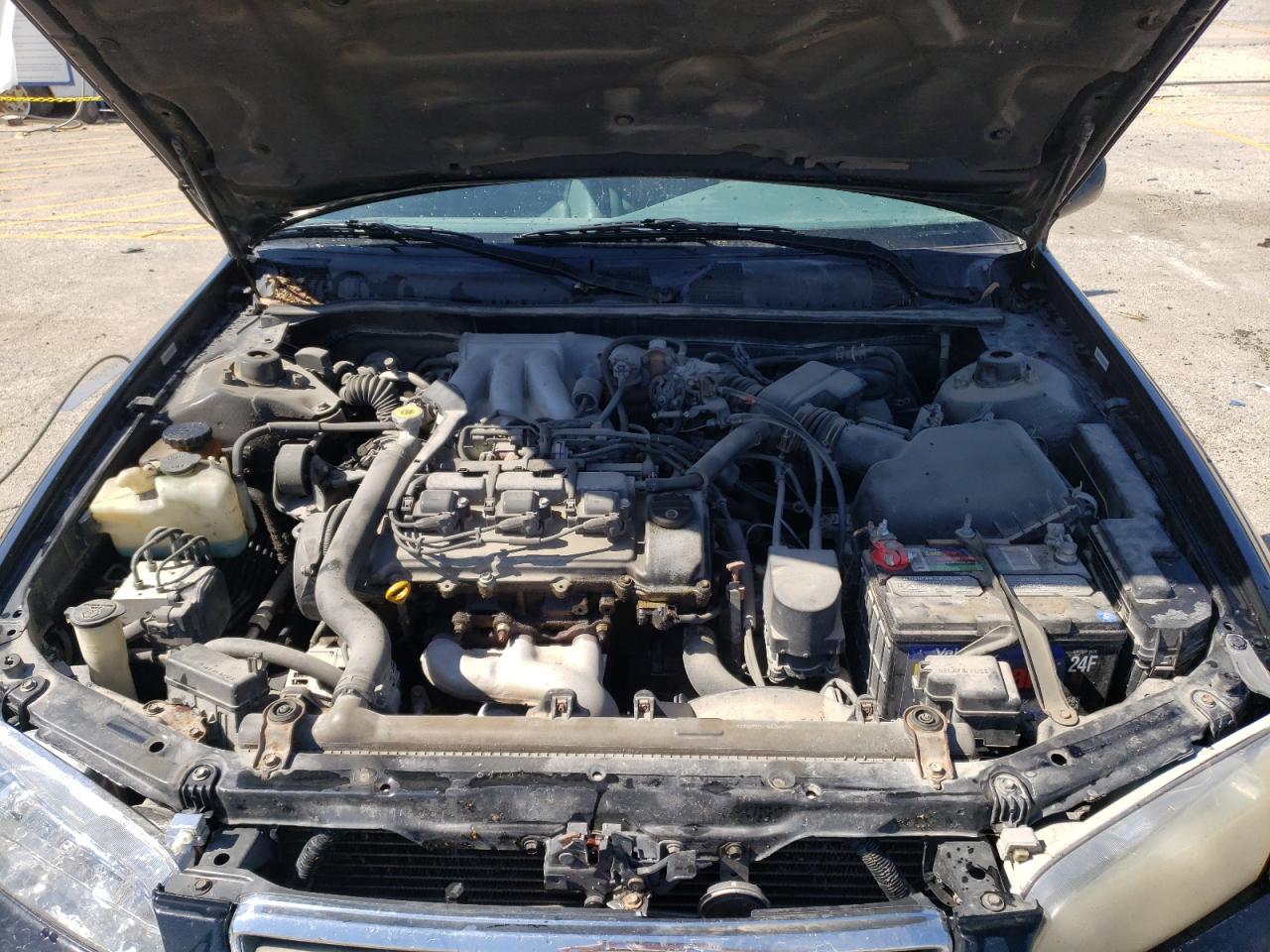 4T1BF28K2YU940549 2000 Toyota Camry Le