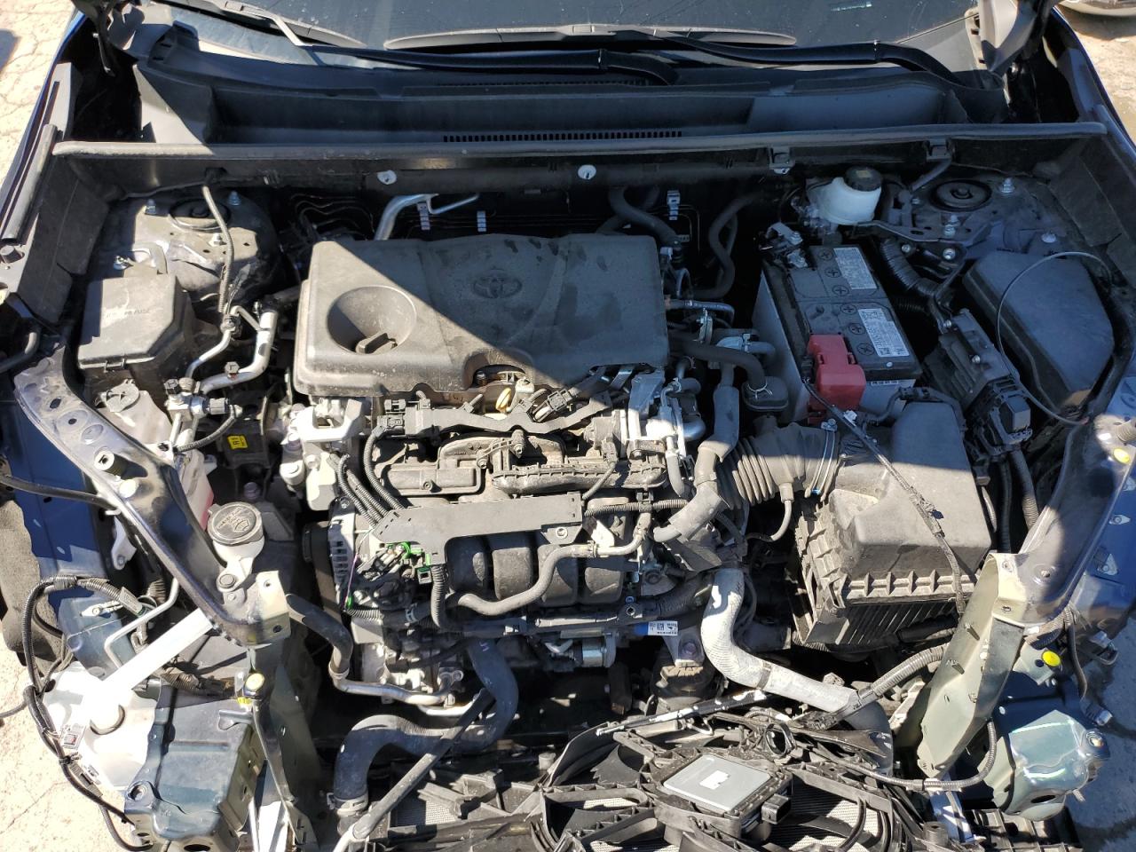 2T3P1RFV8MW230535 2021 Toyota Rav4 Xle