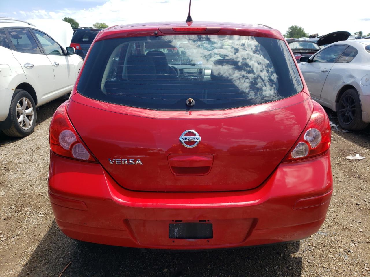 3N1BC1CP0BL469726 2011 Nissan Versa S