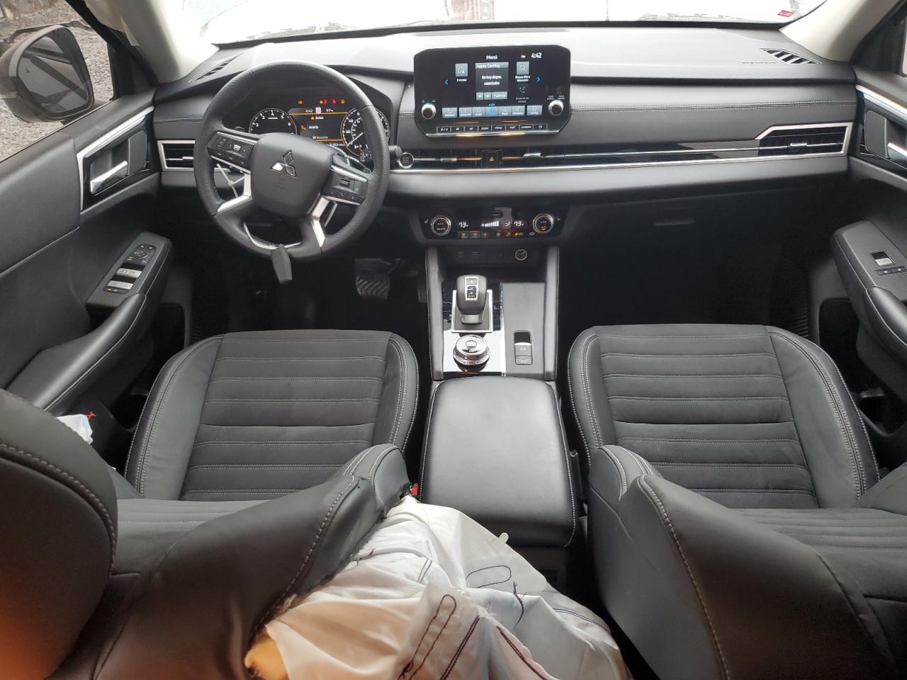 JA4J4UA88NZ079354 2022 Mitsubishi Outlander Se