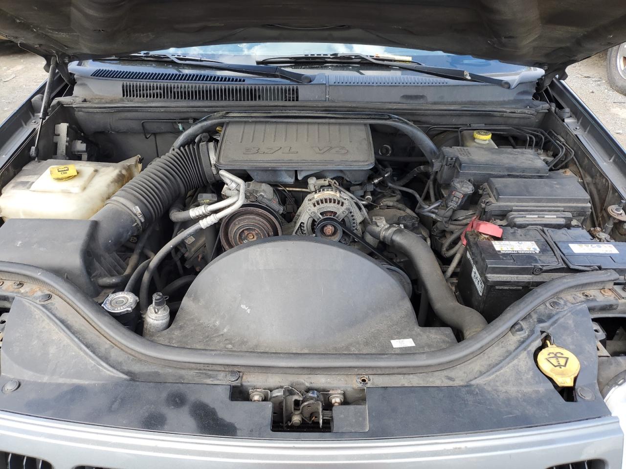 1J8GR48K58C180564 2008 Jeep Grand Cherokee Laredo