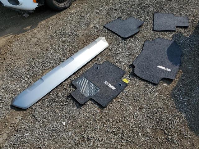 2024 TOYOTA RAV4 HYBRI 4T3E6RFV3RU164959