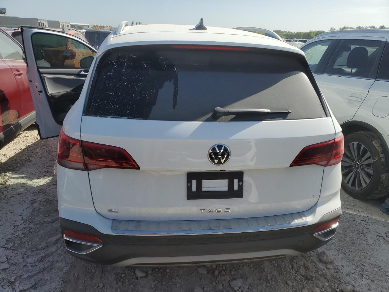 3VVSX7B24RM062136 2024 Volkswagen Taos Se