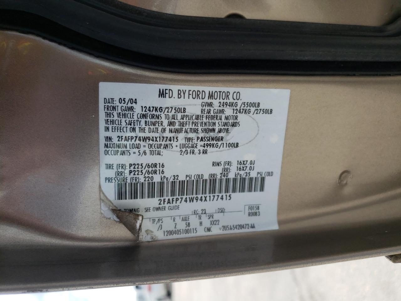 2FAFP74W94X177415 2004 Ford Crown Victoria Lx