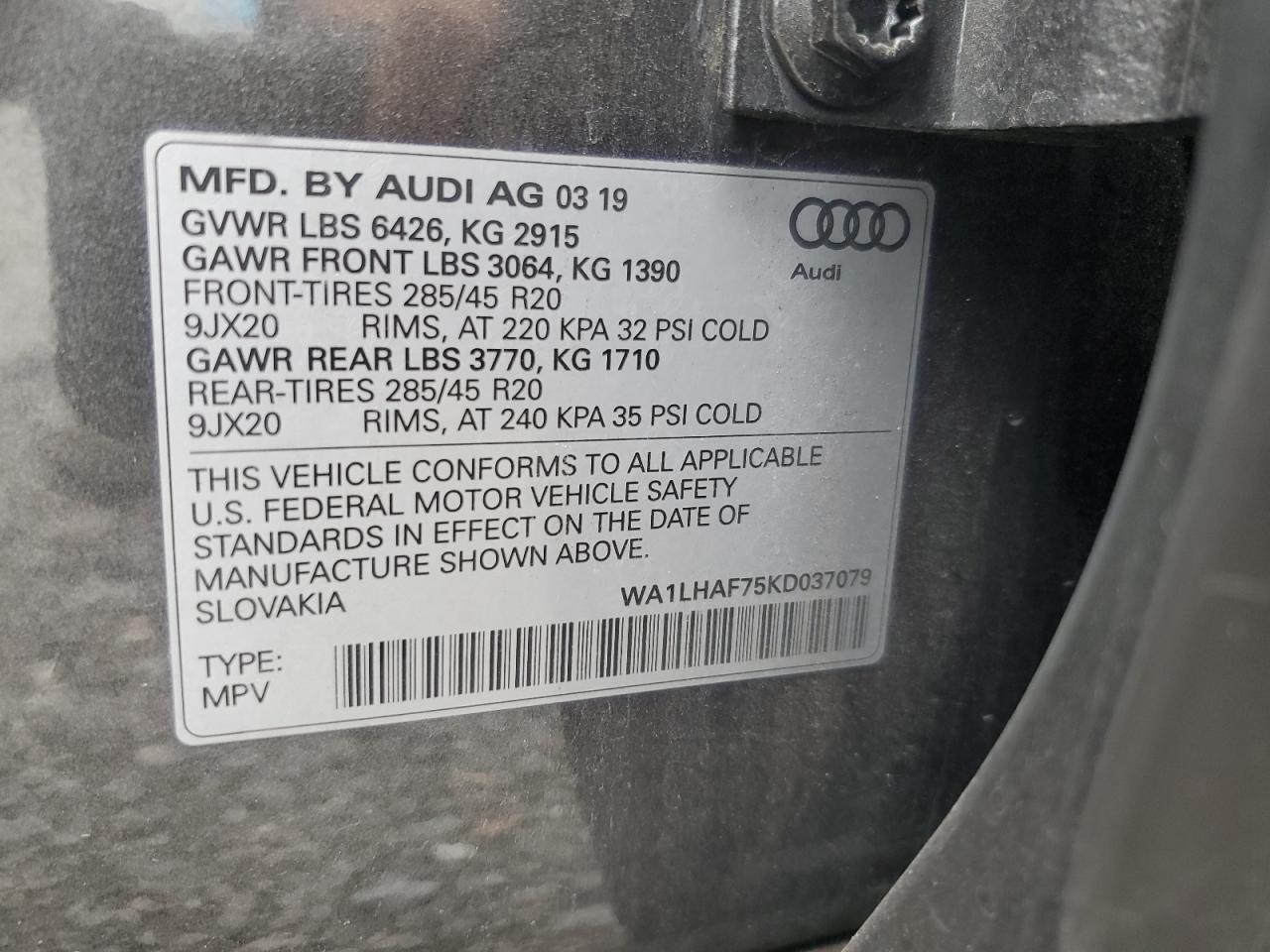 WA1LHAF75KD037079 2019 Audi Q7 Premium Plus