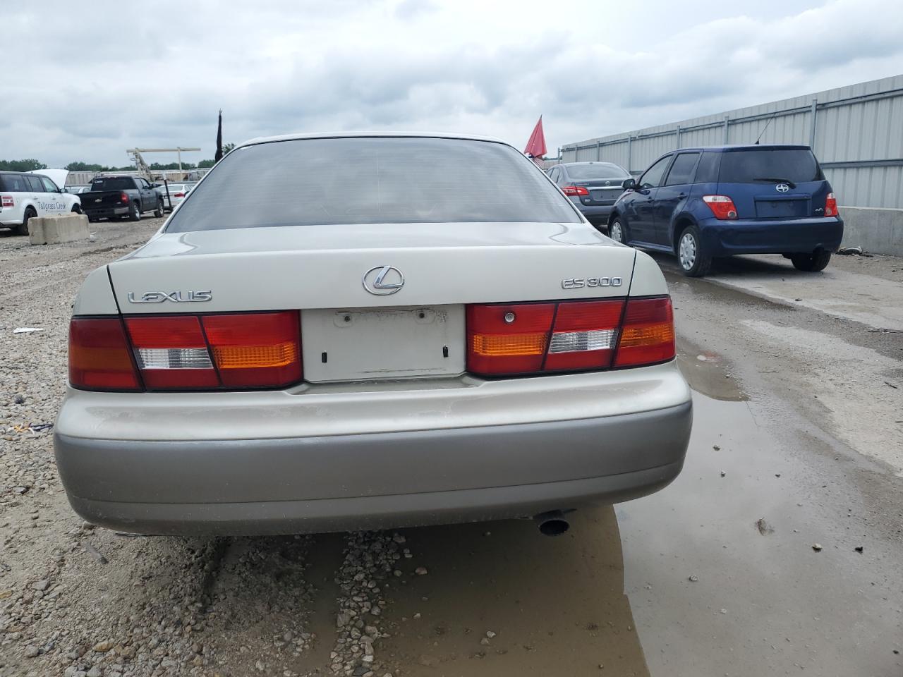 JT8BF28G9X0234649 1999 Lexus Es 300