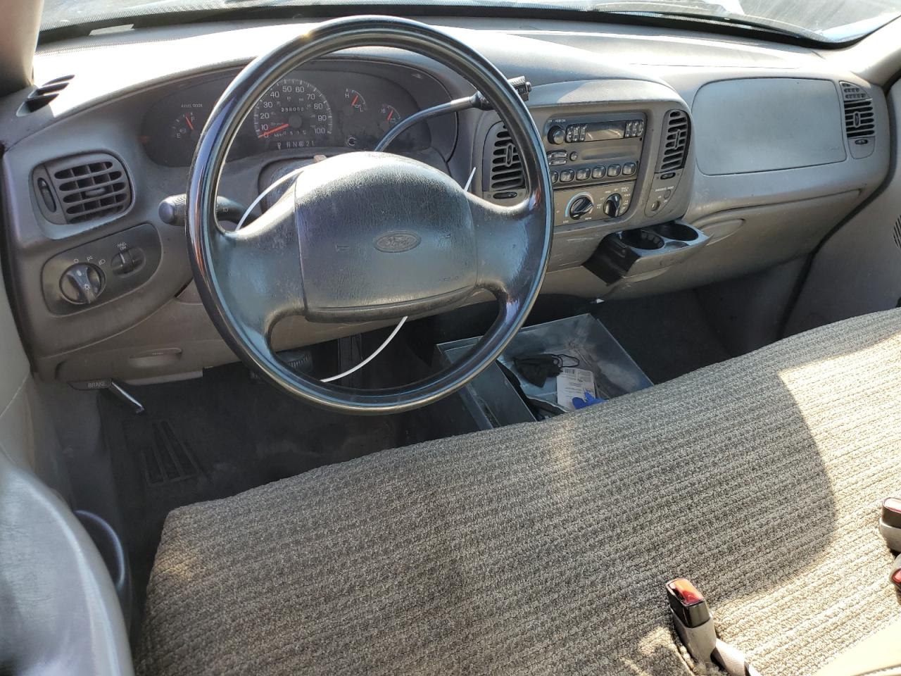 1FTDF1722WKA02200 1998 Ford F150